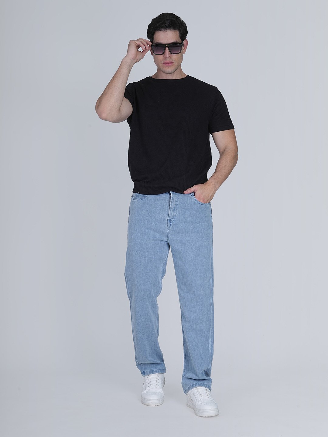 MM-21 Men Loose Fit Mid Rise Light Blue Jeans-UN001